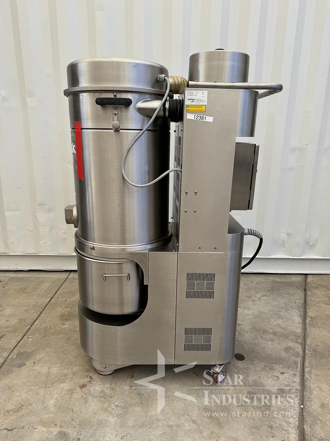 Used Nilfisk VHW4400 Dust Collector