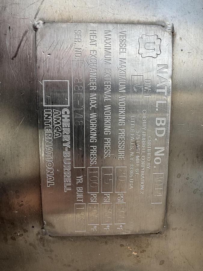 Used Cherry-Burrell 500 gallon Cap Jacketed w/Agitator