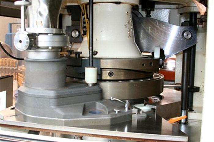 Used Fette 2000 29 st. D-tooled Tablet Press