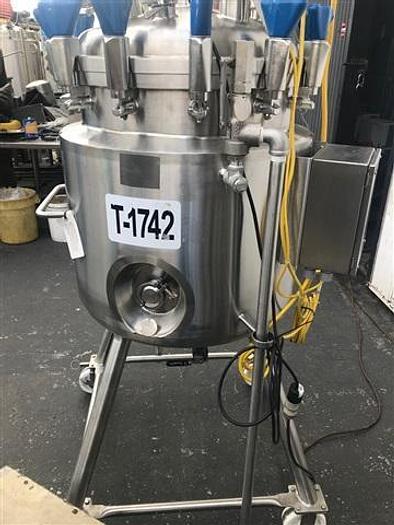 Used 500 gallon Daisy Craft double-motion Kettle