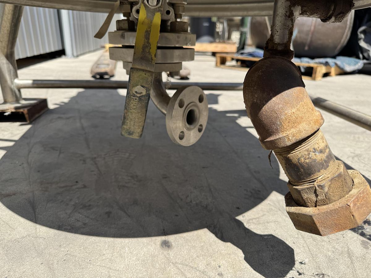 Used 30 gallon Lee Reactor w/ Lightnin Mixer