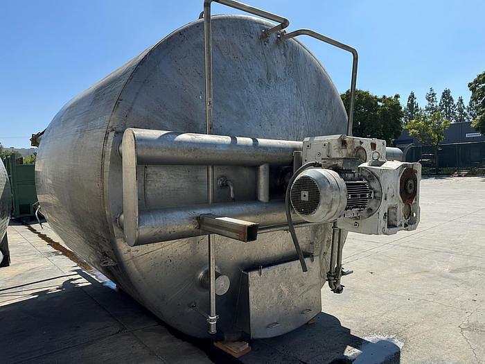Used Stainless Steel 6,000 Gallon Jacketed & Double Motion Agitated Tank with scraper agitation and center agitation with turbine blade paddles