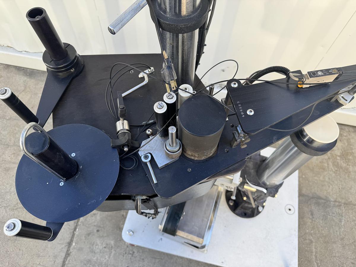 Used Avery Labeler Model 500, 4" right hand