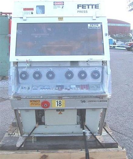 Used Fette P3000 D-tooled Tablet Press
