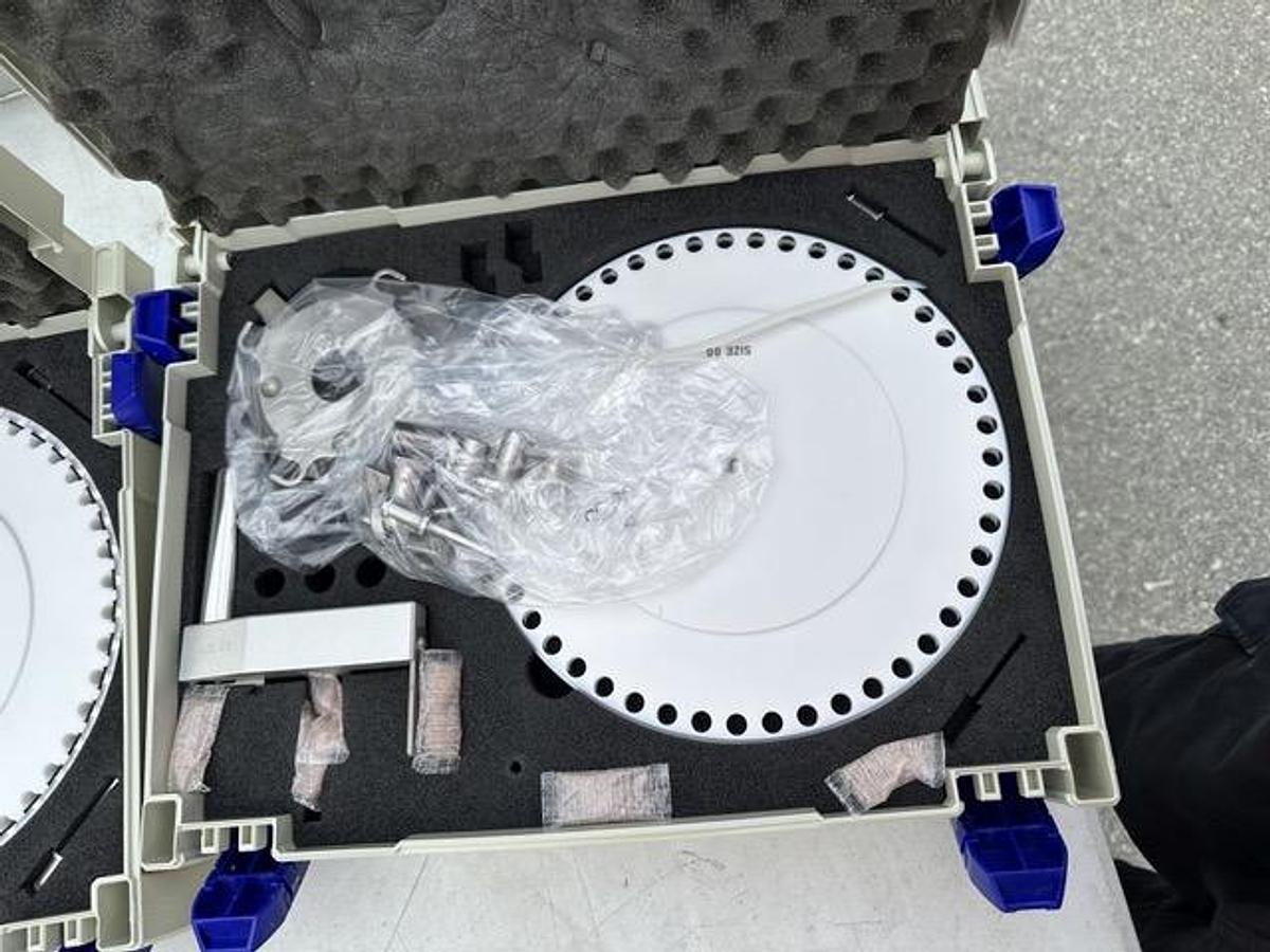 Used Capsugel Capsule filler Model: CFS1000