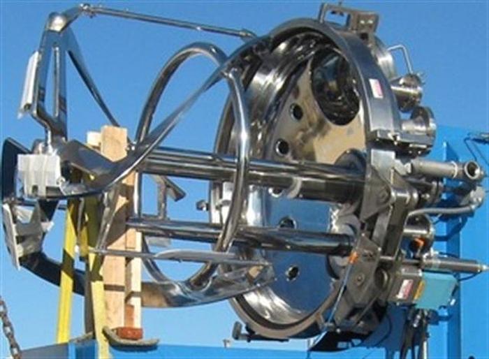 Used Reynolds 200 gallon Vacuum Multi-Shaft Stainless Steel Mixer