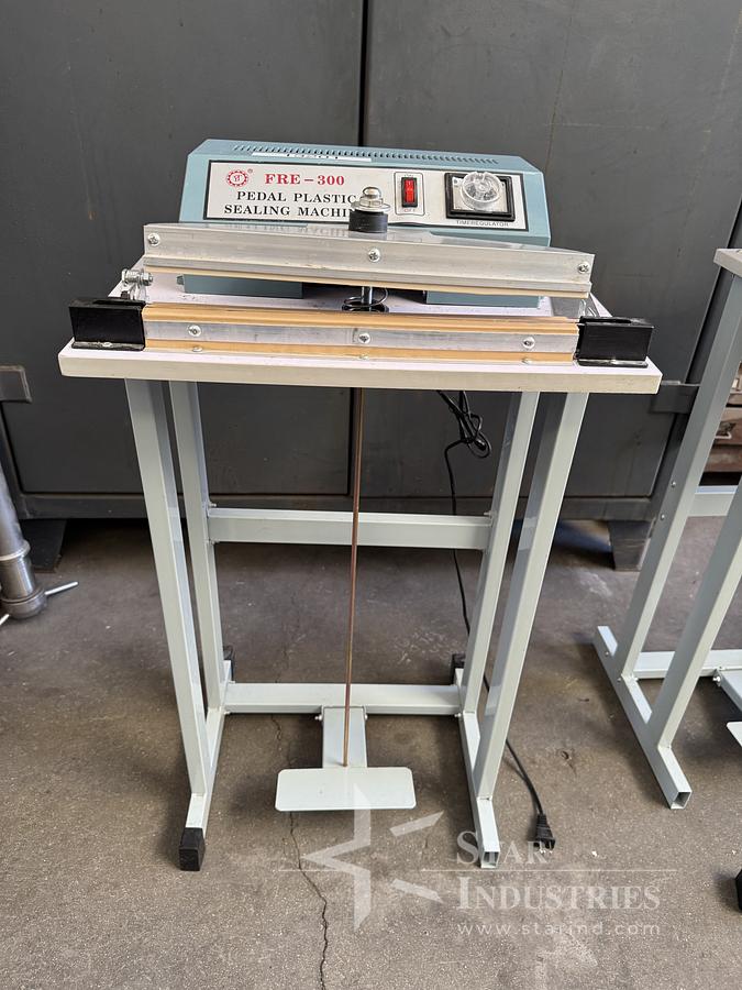 Used FRE-300 PEDAL PLASTIC SEALING MACHINE
