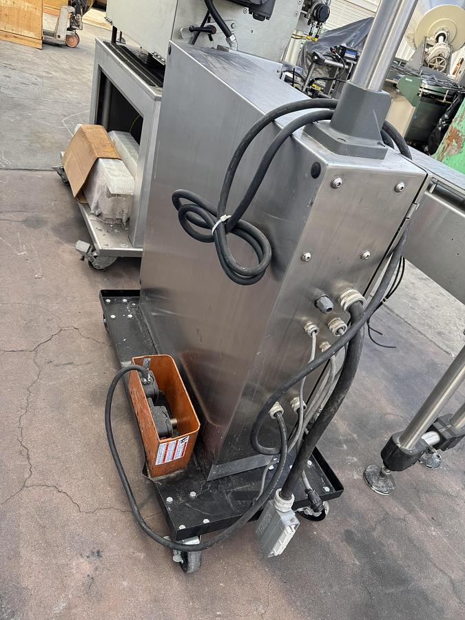 Used Merril Capsule Slot Counter 12 Station