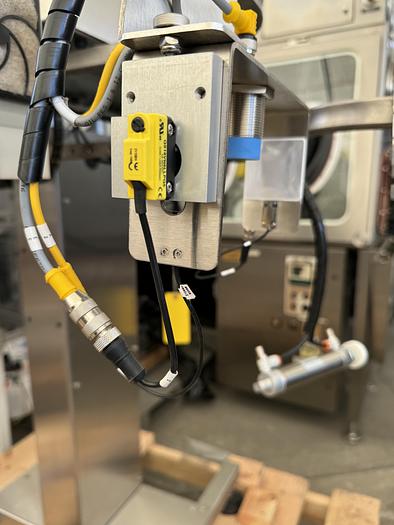 Used Pillar Unifoiler Model U2P100200000