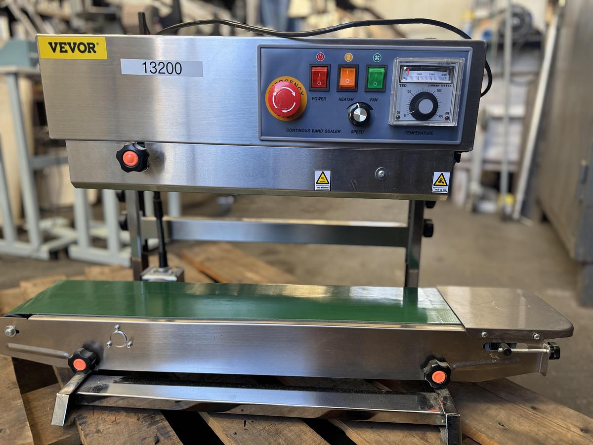 Used VEVOR HEAT SEALER
