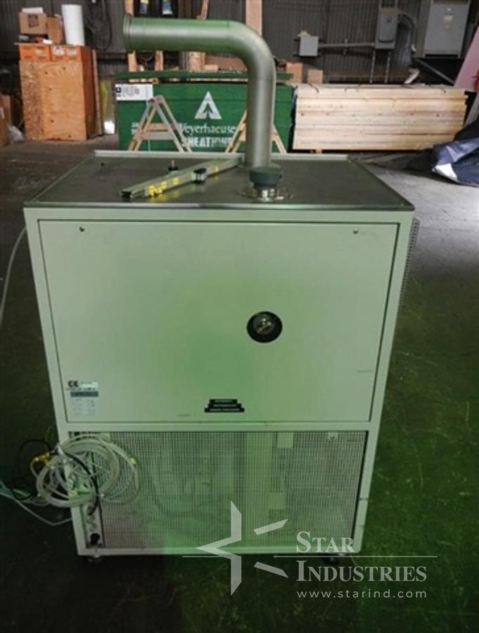 Used Hull LX8 laboratory 5 shelf Stoppering Freeze Dryer