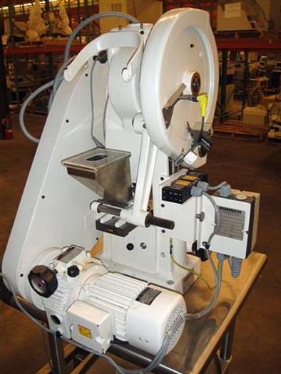 Used Korsch EK-0 Tablet Press