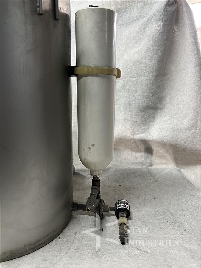 Used Hopper with 7-Hole Cloth Filtering