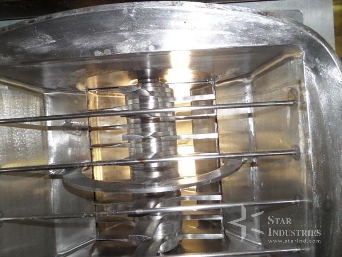 Used 150 GALLON STAINLESS STEEL TANK             #3368