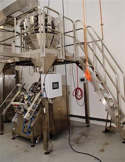 Used Ohlson 14 Head Combination Weighing Machine w/ Vertical Form Fill & Seal Bagging Machine