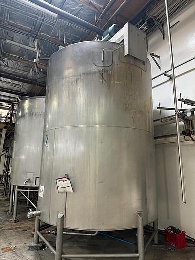 Used Tank, 6,000 Gallon, 316 Stainless Steel, Agitated, Dish Bottom, Legs