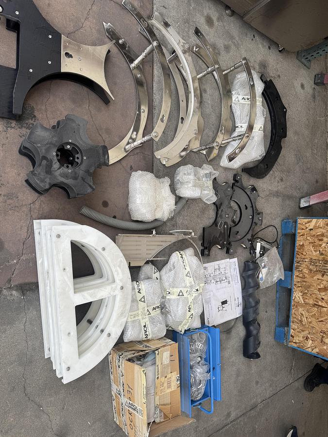 Used Arol Capper with Hopper and Elevator