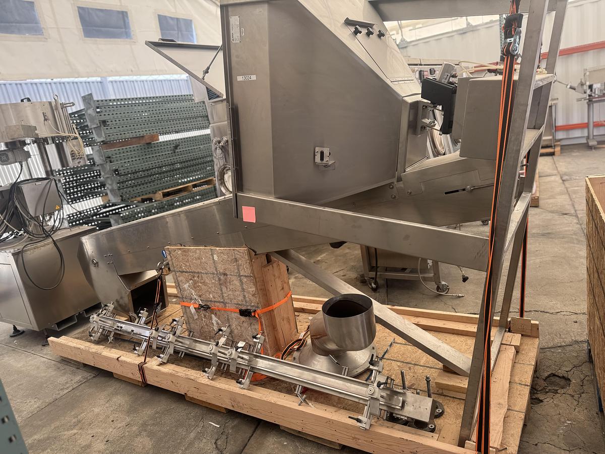 Used Arol Capper with Hopper and Elevator