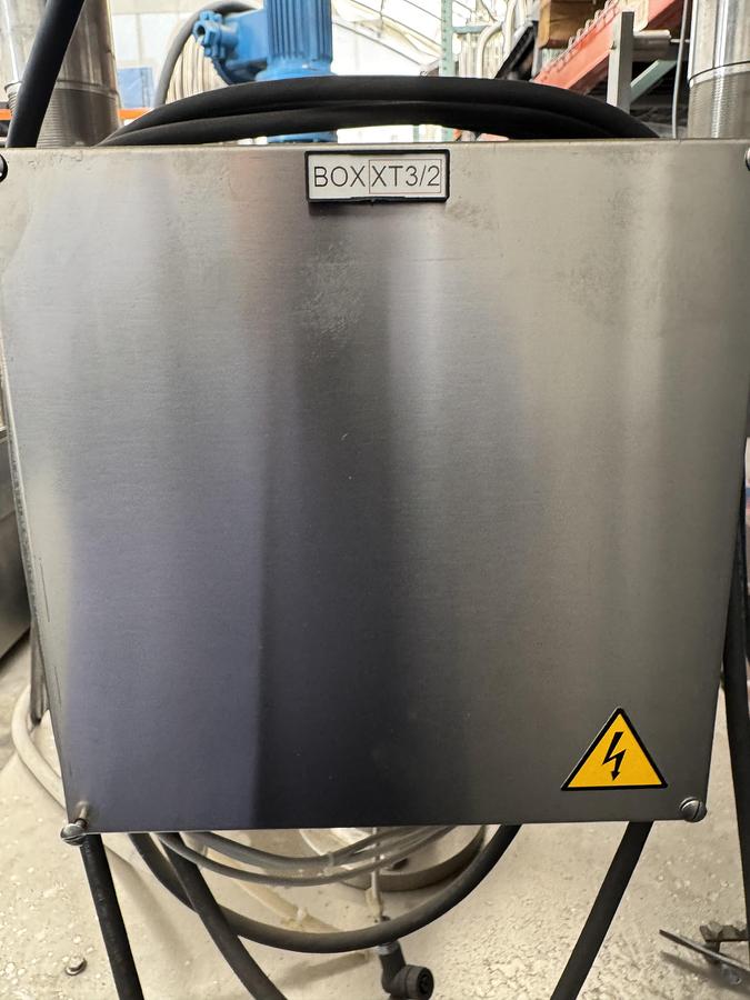 Used Arol Capper with Hopper and Elevator