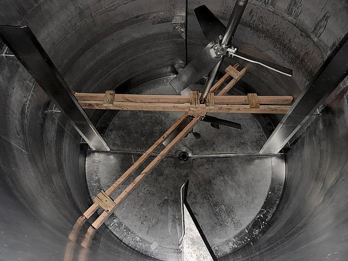 Used Stainless steel agitated dimple jacketed mix tank, approximately 3,000 Gallon