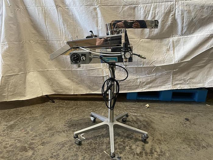 Used Key Int'l. TD-101 Pour-thru Deduster