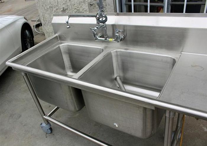Used Advance Tabco Stainless Steel Washing Sink, Model 94-22-40-24R