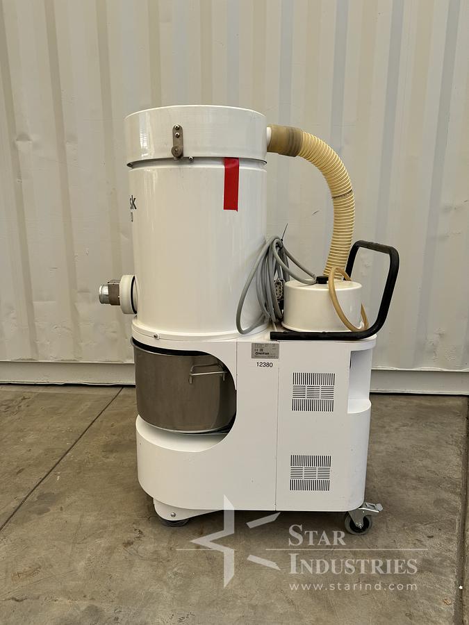 Used Nilfisk VHW420 Dust Collector