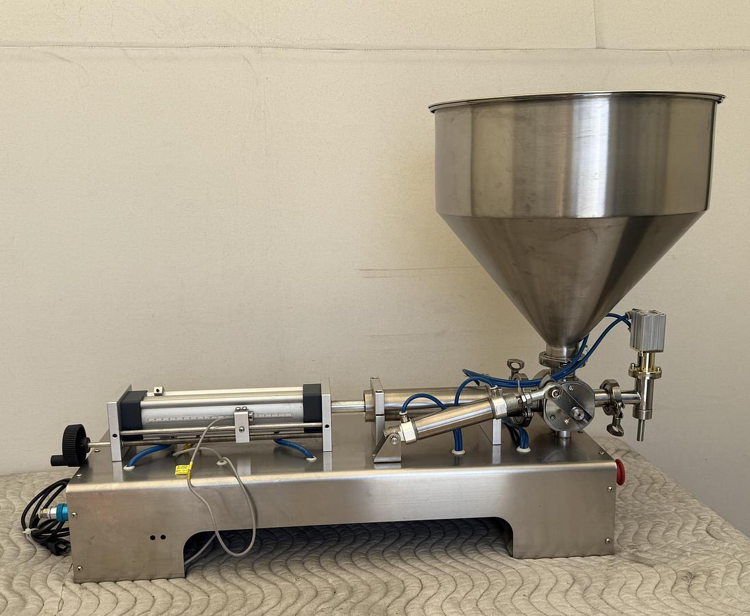 Used Pneumatic Horizontal Paste Filling Machine 