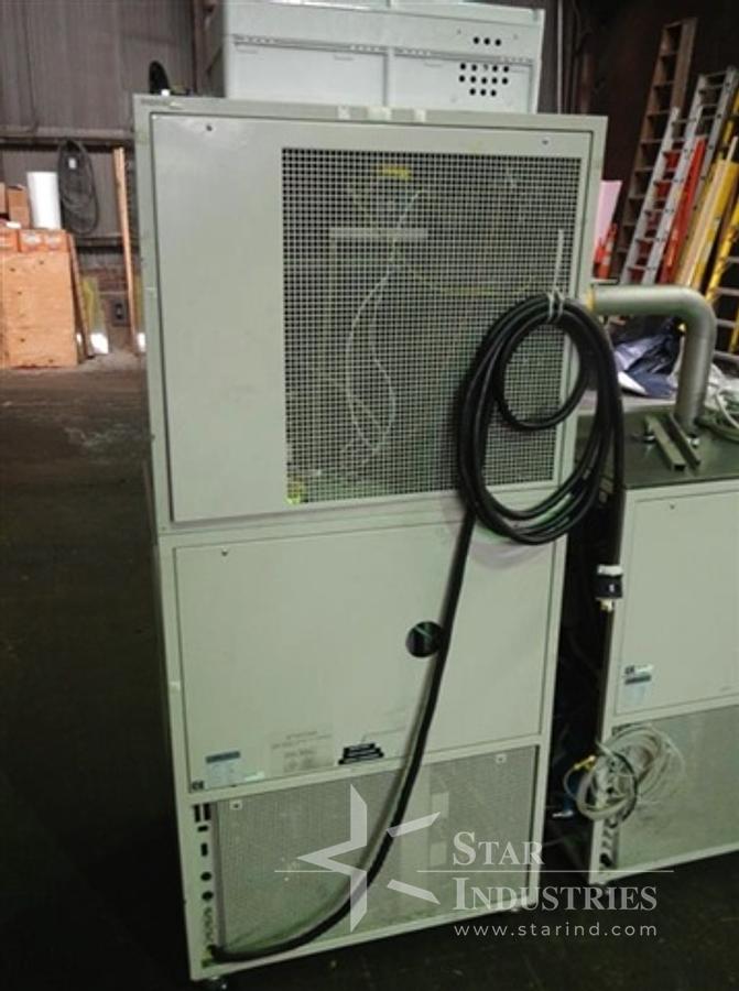 Used Hull LX8 laboratory 5 shelf Stoppering Freeze Dryer