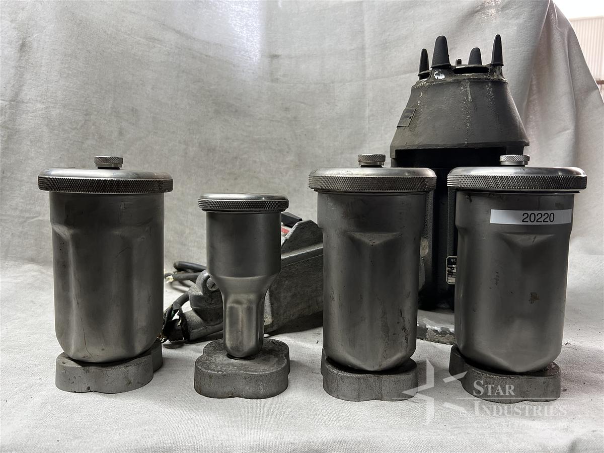 Used Laboratory Blender with Aluminum Blending Containers