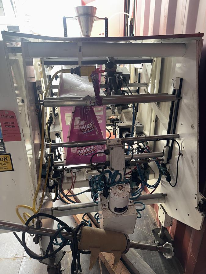 Used Hayssen Model EDGE Polyseal Bagger