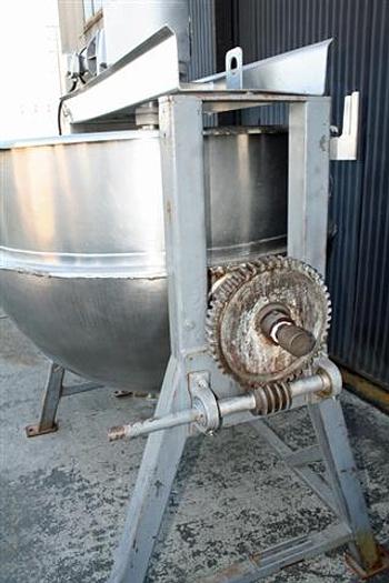Used 200 gallon Hamilton Double-motion Jacketed Kettle