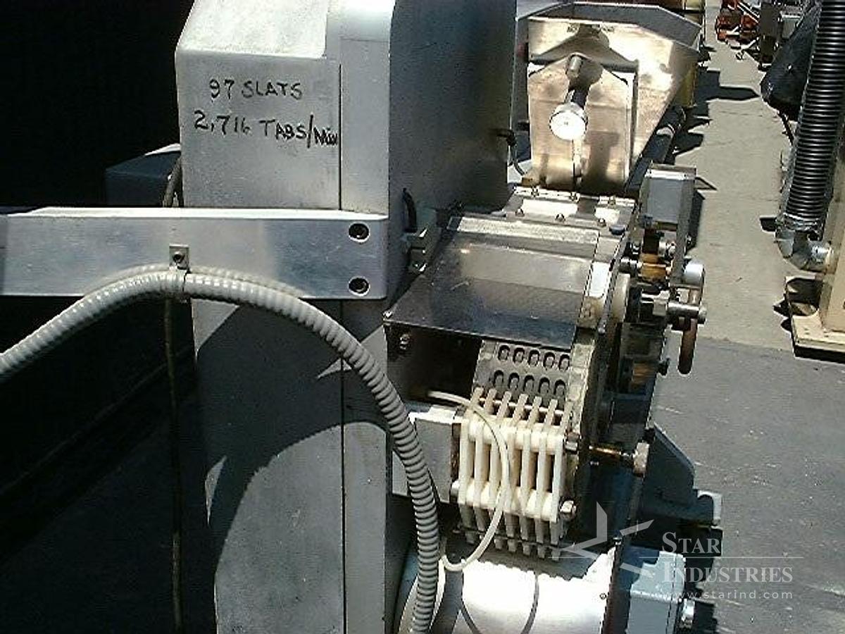 Used AMSCO MODEL 2011 AUTOCLAVE