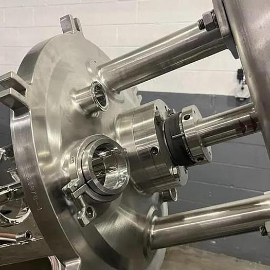 Used 10 gallon Lee Tri-Mix Turbo Shear vacuum mixing kettle, model 10D12T,