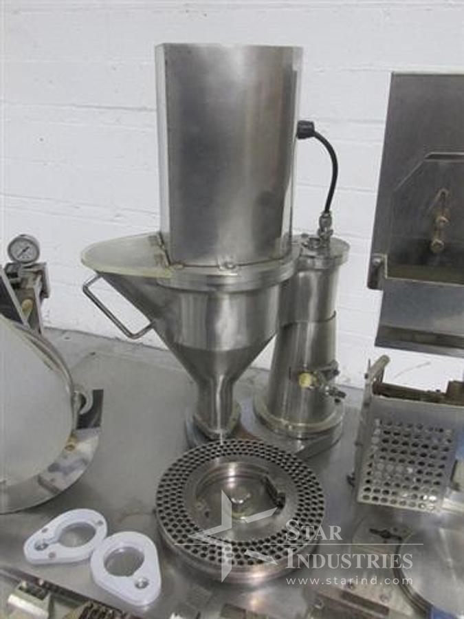 Used AMF GLEN 340 QUART MIXER