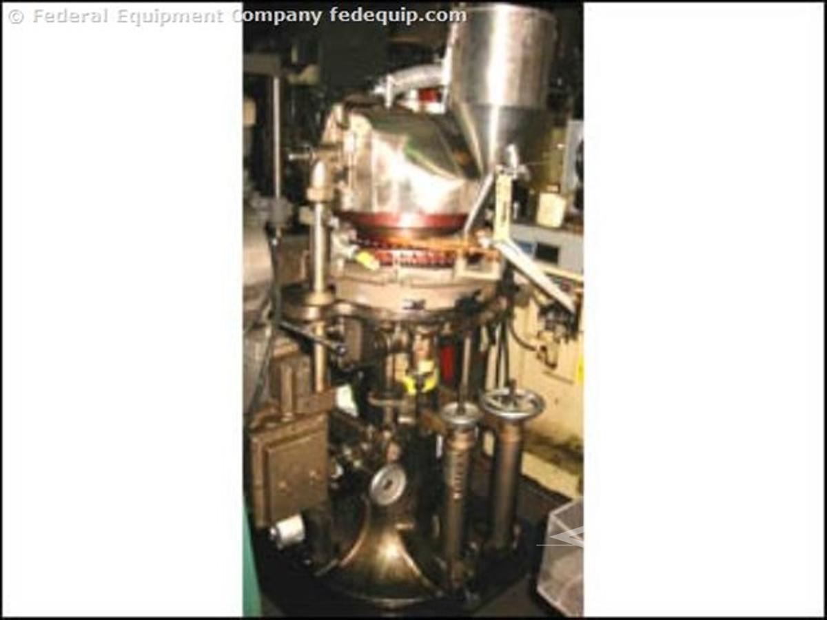 Used STOKES 45 STATION 580 TABLET PRESS
