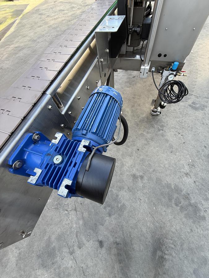 Used CVC SINGLE SIDED LABELER