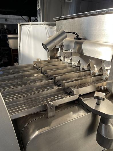 Used Colamark Capsule & Tablet Counter w/ Conveyor