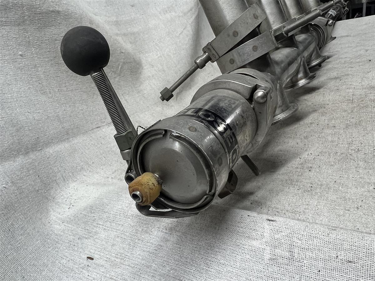 Used Liquid Filler Manifold