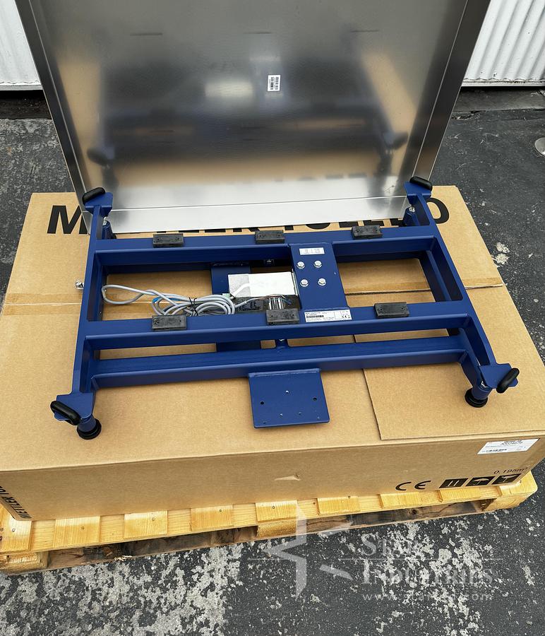 2016 Mettler-Toledo PBA655 Weighing Platform
