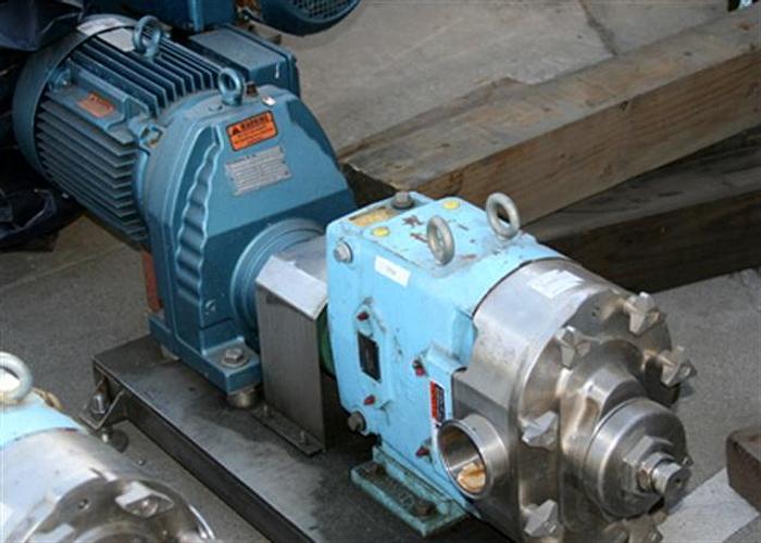 Used Waukesha 130 10 hp Pump
