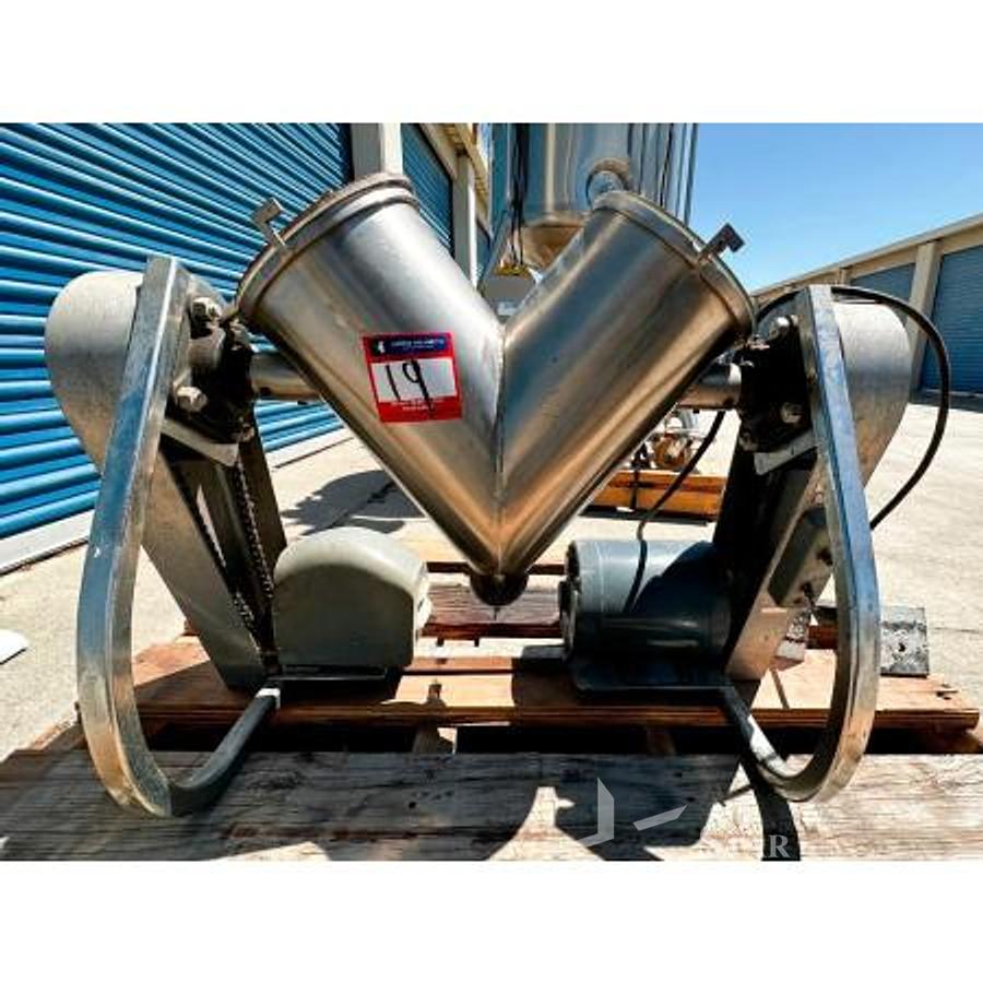 Used Patterson, Kelly V blender One Cubic Foot