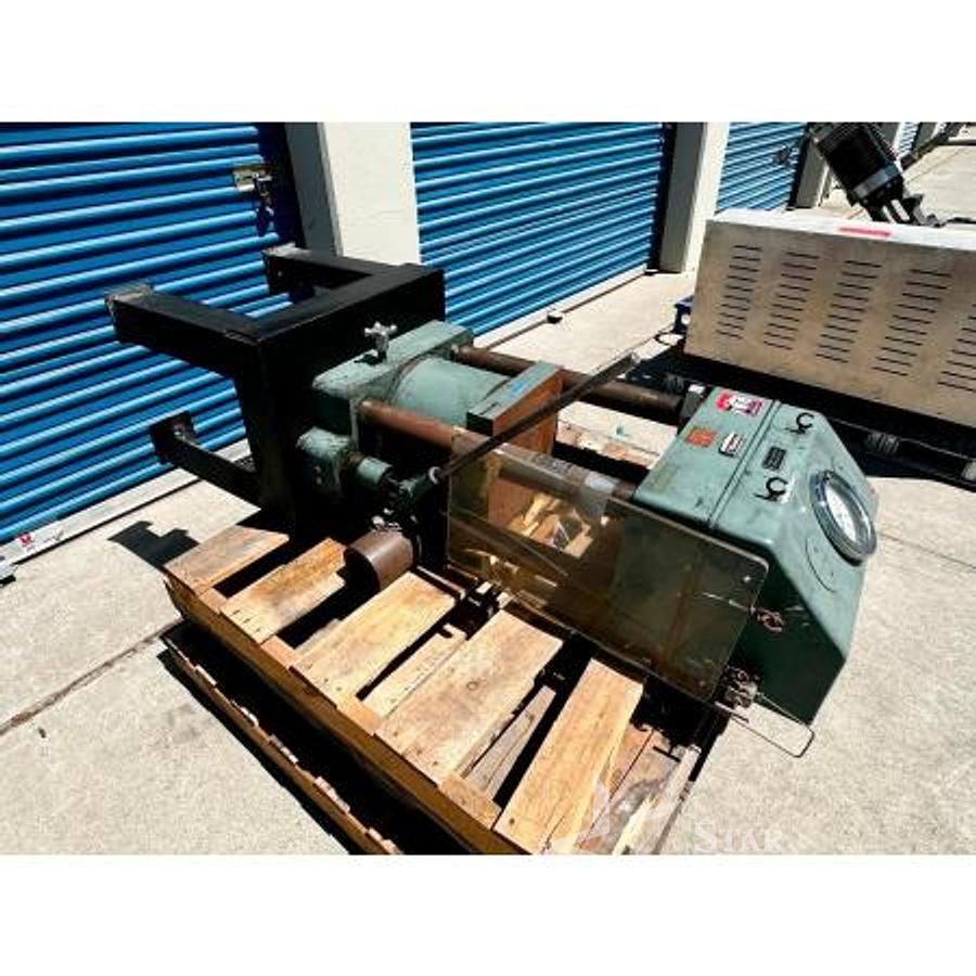 Used Farrel 100-ton hydraulic Laboratory Press