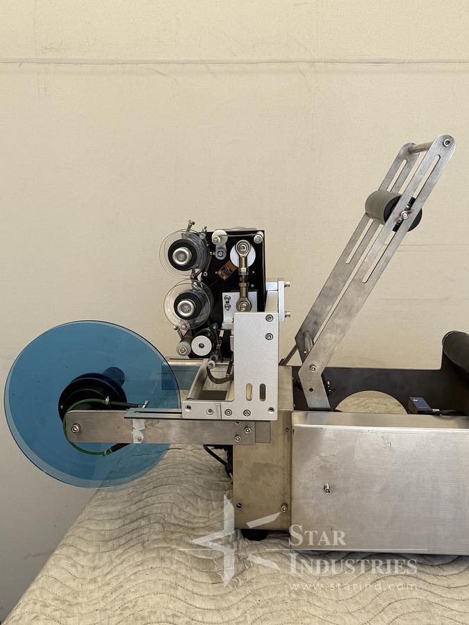 Used Semi -Automatic Labeling Machine