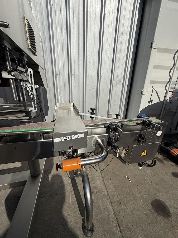 Used Capper with Cap Elevator