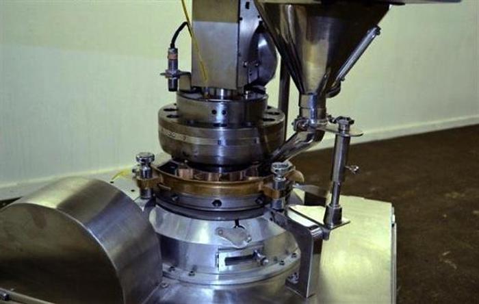 Used ECONOLINE 12D CAPPLUS TABLET PRESS, 12 STATION