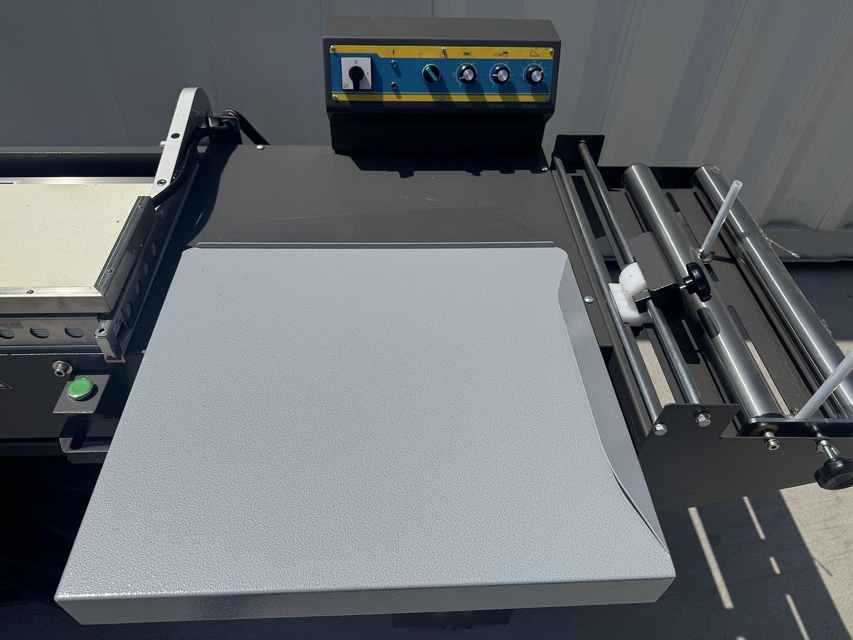 Used Preferred Packaging L-Bar Sealer with Heat Tunnel