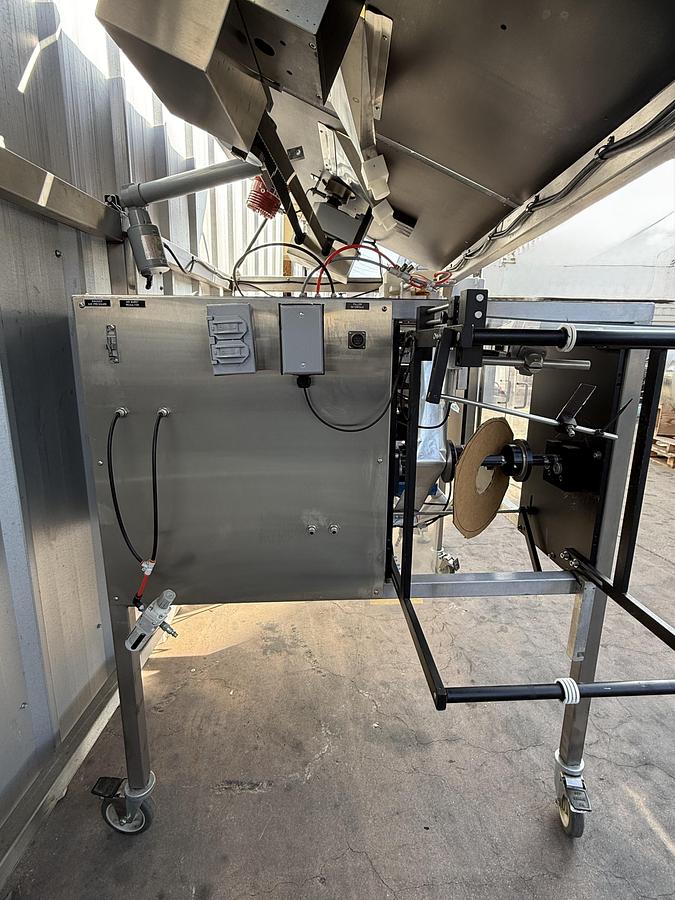 Used GO PACKER 1000 with FEEDER