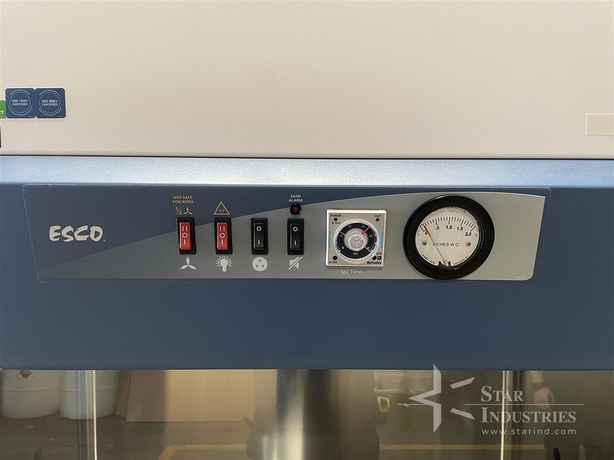 Used ESCO Class II BSC Environmental Chamber