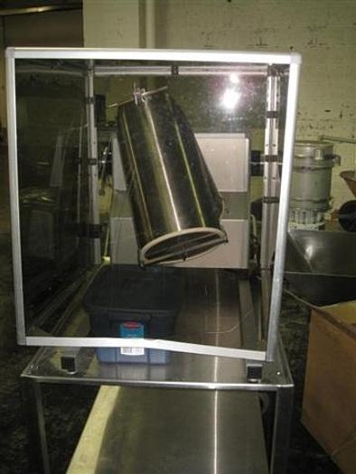 Used 16 and 8 quart Patterson Kelly Blendmaster, with bar
